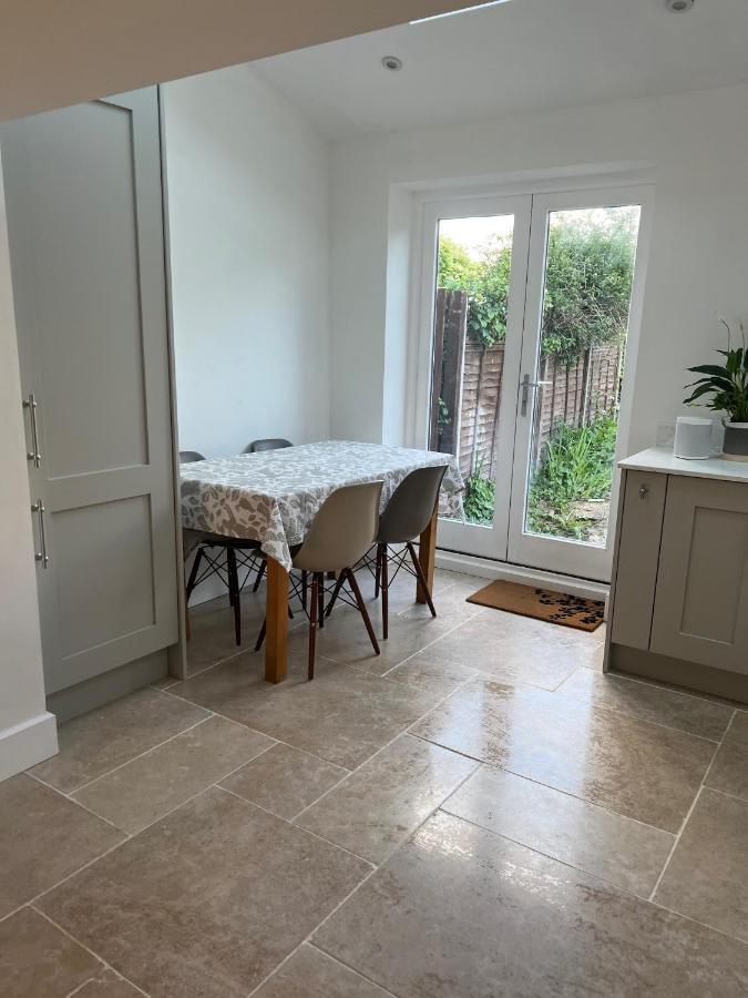 Seven Abbey Lane Holiday home