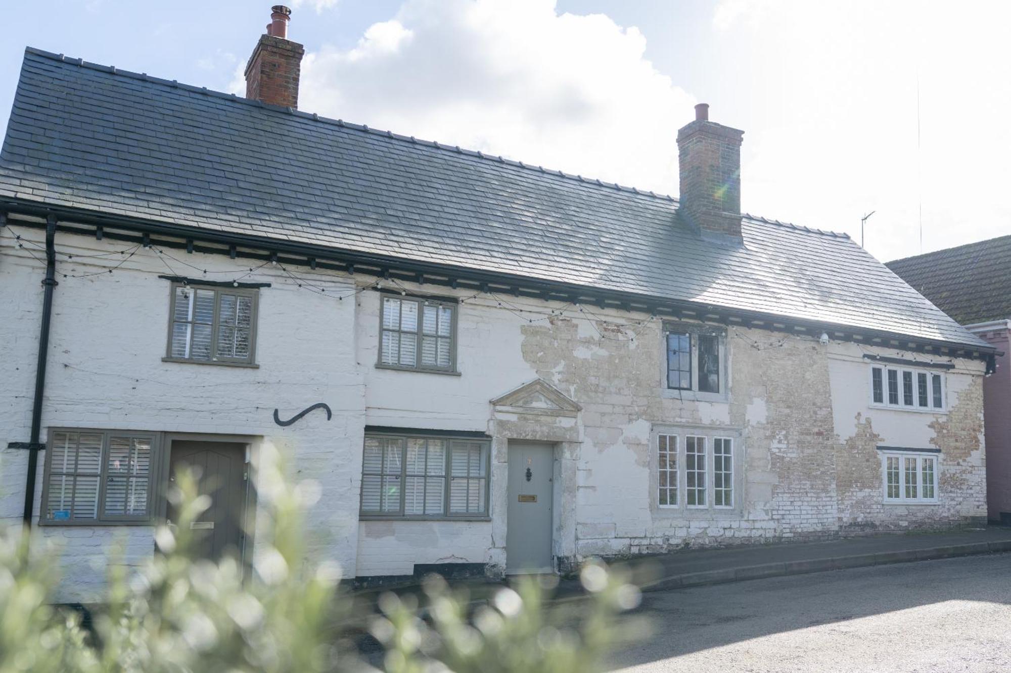 Seven Abbey Lane *